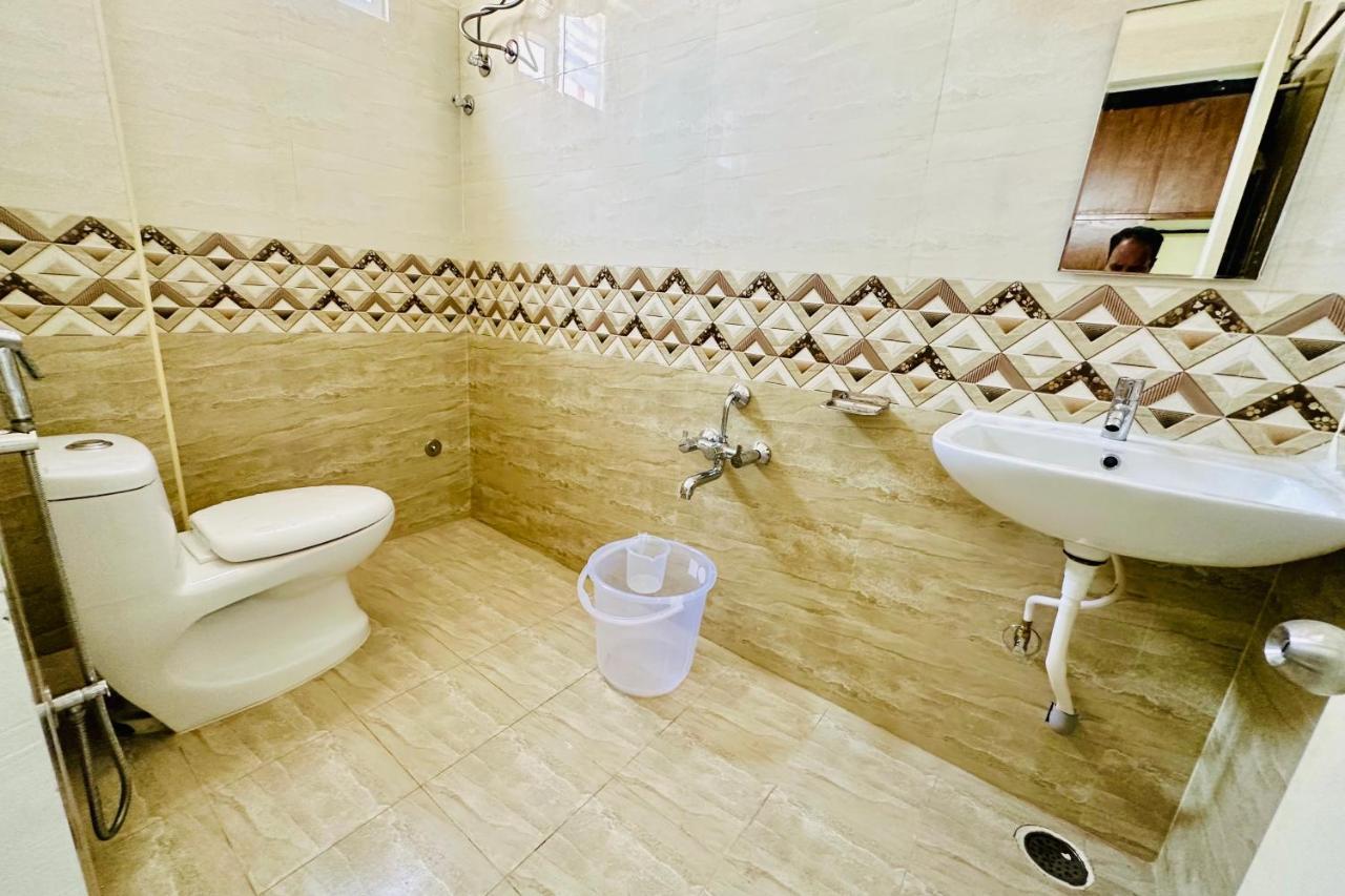 Tirupati Homestay - Ragunatha Resorts - 3Bhk Ac Apartments For Large Families - Free Breakfast - Flyover To Alipiri Gate - Wifi - Android Tv - - Easy Access To Visit All Temples 外观 照片